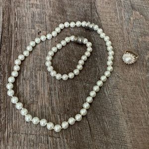 Pearl necklace, pearl bracelet, silver pearl ring